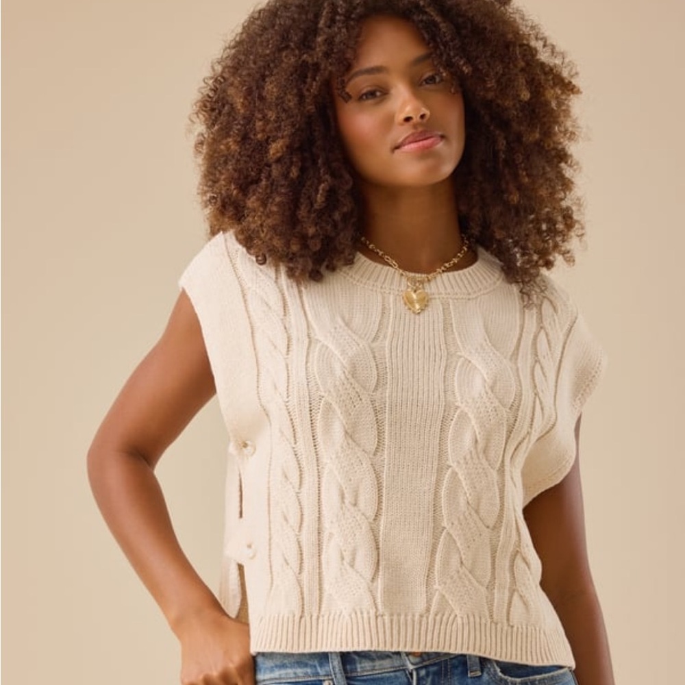 Altar'd State Cream Cable Knit Sleeveless Top